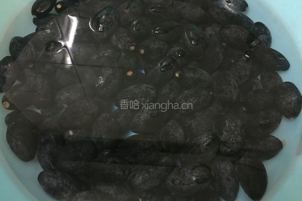 腌橄榄的做法图解1