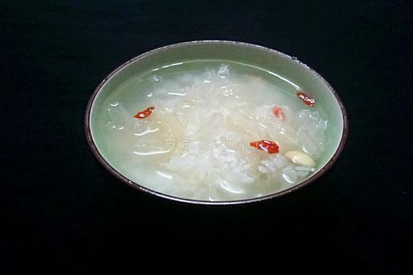 银耳莲子粥的做法图解9