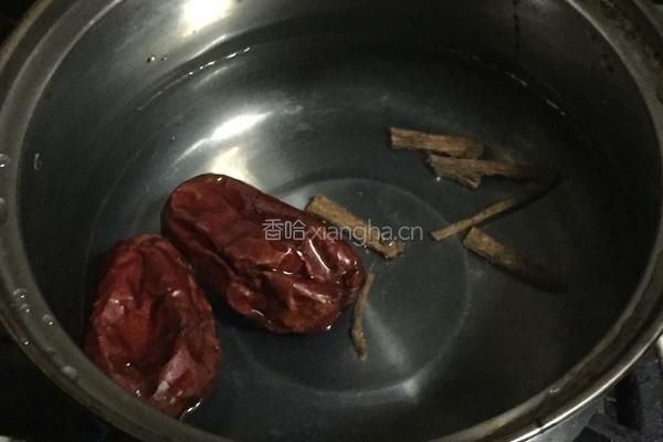 当归红枣煮鸡蛋的做法图解2