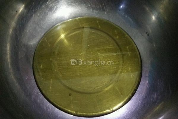 广式月饼皮的做法图解1