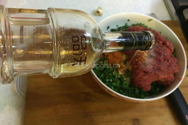 牛肉韭菜饺子的做法图解7