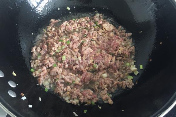 牛肉臊子的做法图解6
