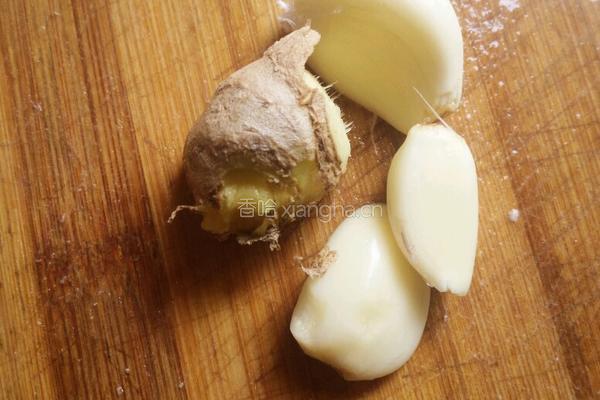 笋干煲猪肉的做法图解3