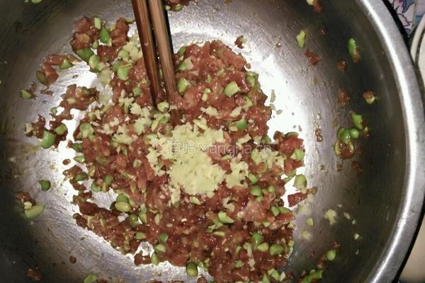 毛豆猪肉丸的做法图解1