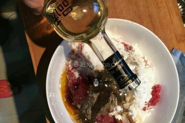 核桃油煎黑胡椒牛肉饼的做法图解5