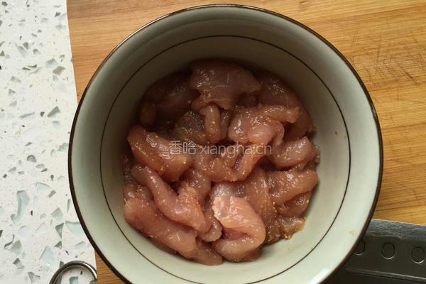 豆角爆炒肉的做法图解1