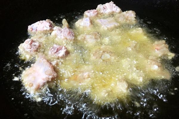 酸甜菠萝排骨的做法图解11