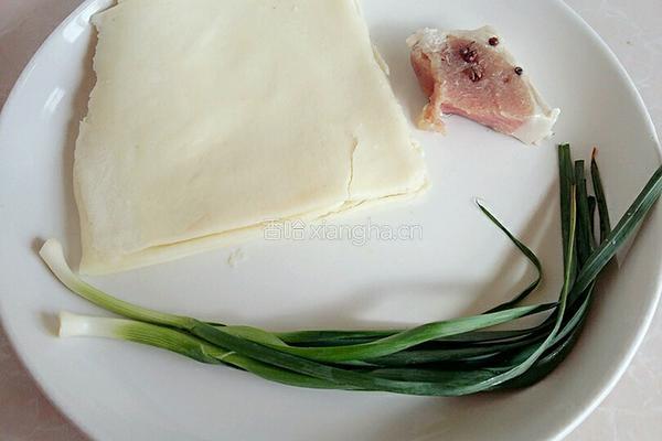 咸肉炒豆丝的做法图解1