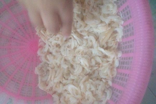 梅干菜虾皮的做法图解2