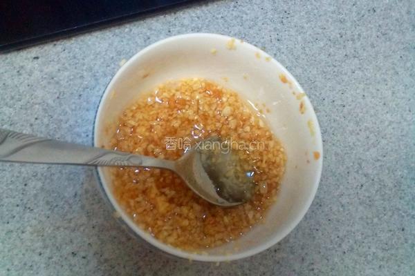 蒜香金针菇秋葵的做法图解5