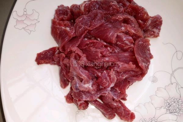 小炒牛肉的做法图解1