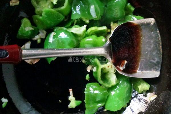 菜椒炒火腿的做法图解6