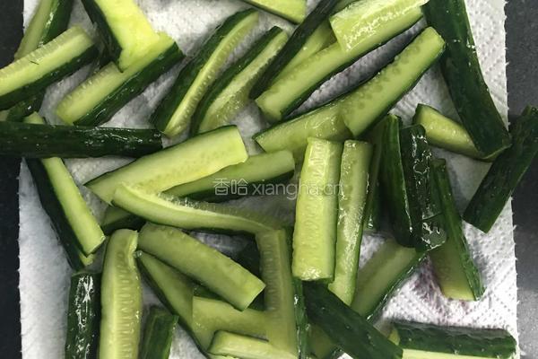 白粥必配黄瓜条咸菜的做法图解15