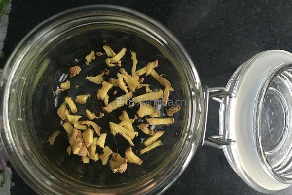 白粥必配黄瓜条咸菜的做法图解18