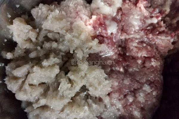 香菇虾肉饺的做法图解3