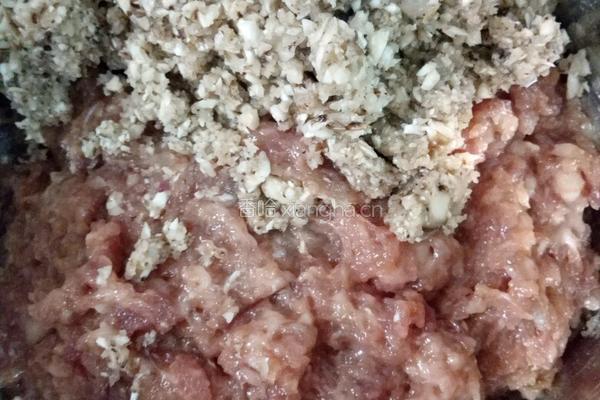 香菇虾肉饺的做法图解4