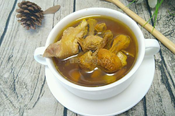 巴西菇炖土鸡的做法图解5