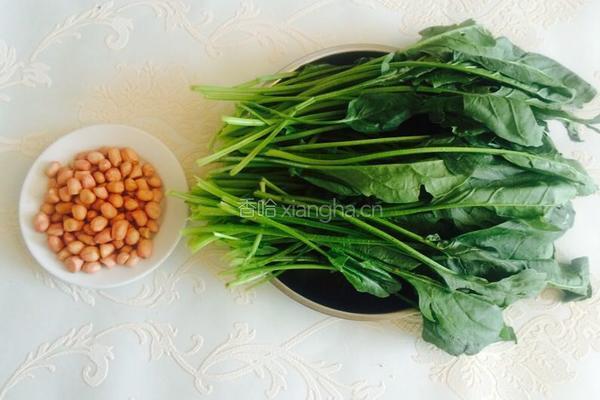 老醋菠菜花生米的做法图解3