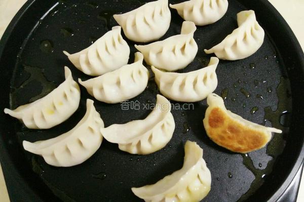 电饼铛煎饺的做法图解4