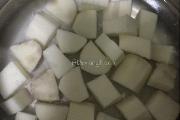 土豆炒山药的做法图解1