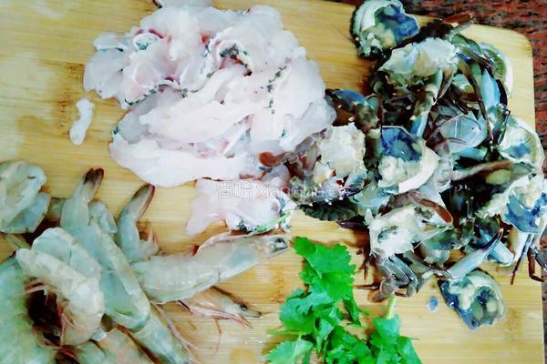 海鲜沙锅粥的做法图解2