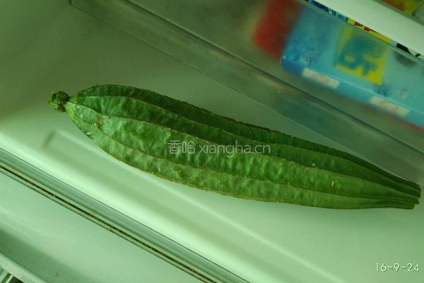 角瓜炒蛋的做法图解1