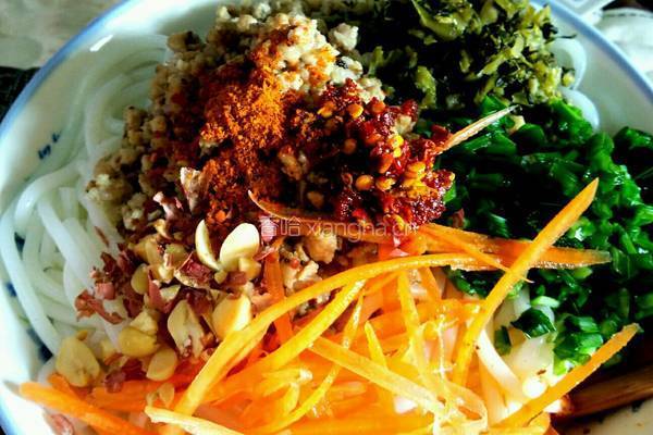 杂酱香菇米粉的做法图解6