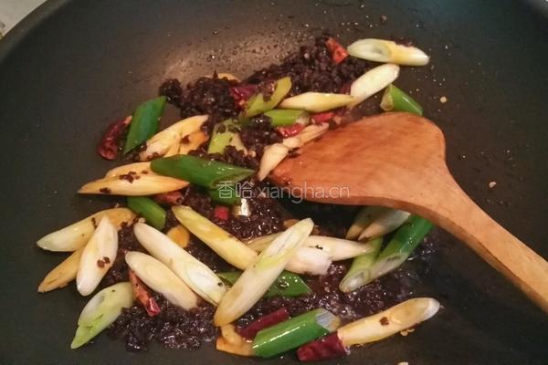 家庭版麻辣水煮鱼的做法图解3
