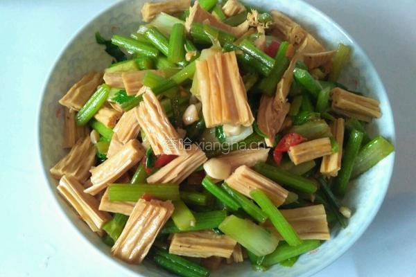 芹菜炒腐竹