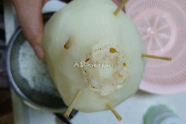 清香四溢桂花糯米藕的做法图解4