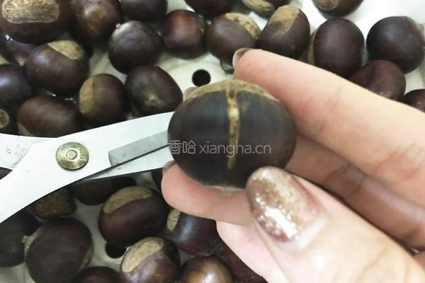 糖炒板栗的做法图解4