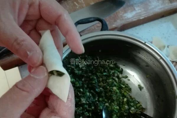 羊肉韭菜馅馄饨的做法图解6