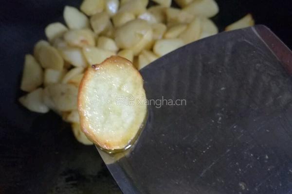 双椒锅巴土豆的做法图解6