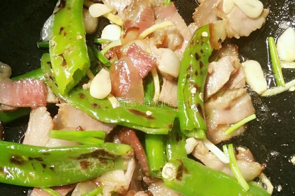 虎皮煎椒炒腊肉的做法图解6