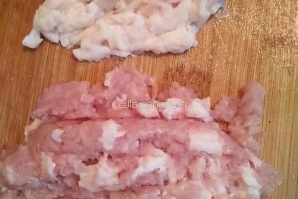 杏鲍菇酸刀豆肉饺的做法图解2