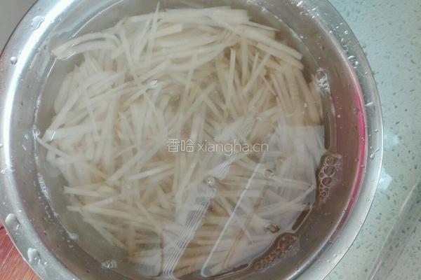 炒咸菜的做法图解3