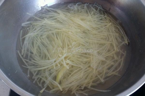 香辣土豆丝炒粉条的做法图解2