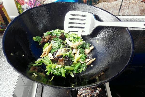 素炒小白菜的做法图解7