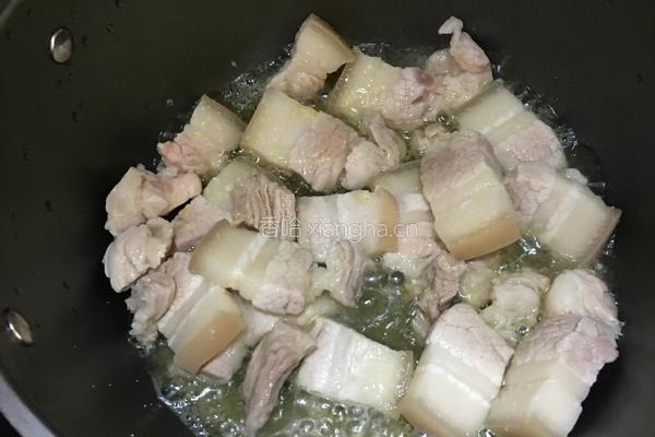 鹌鹑红烧肉的做法图解6
