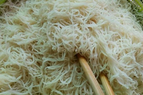 炒米粉的做法图解1