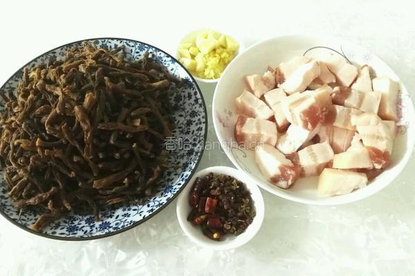 干豆角烧肉的做法图解1