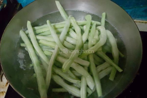烫面芸豆猪肉包子的做法图解4