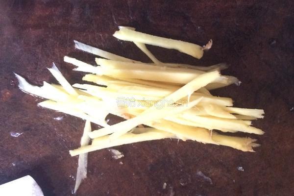 清蒸鲫鱼的做法图解4