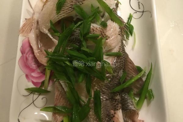 清蒸鲈鱼的做法图解7