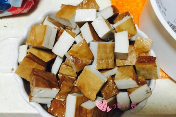 香辣豆干的做法图解2