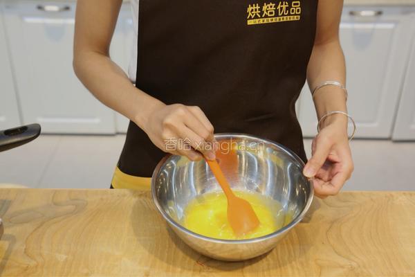 法式焦糖布蕾的做法图解4