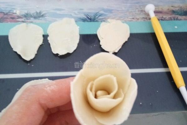 栀子花(面粉制品)的做法图解9