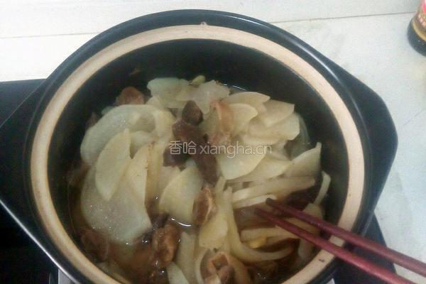萝卜炖肉的做法图解6