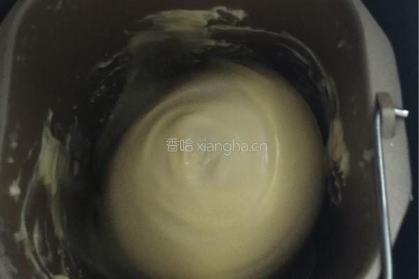 大巨蛋面包的做法图解1