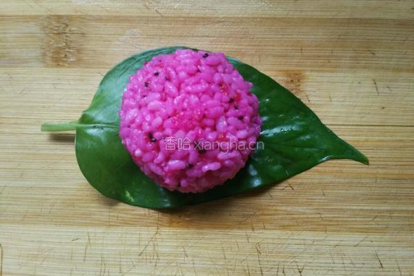 蜂蜜火龙果饭团的做法图解4